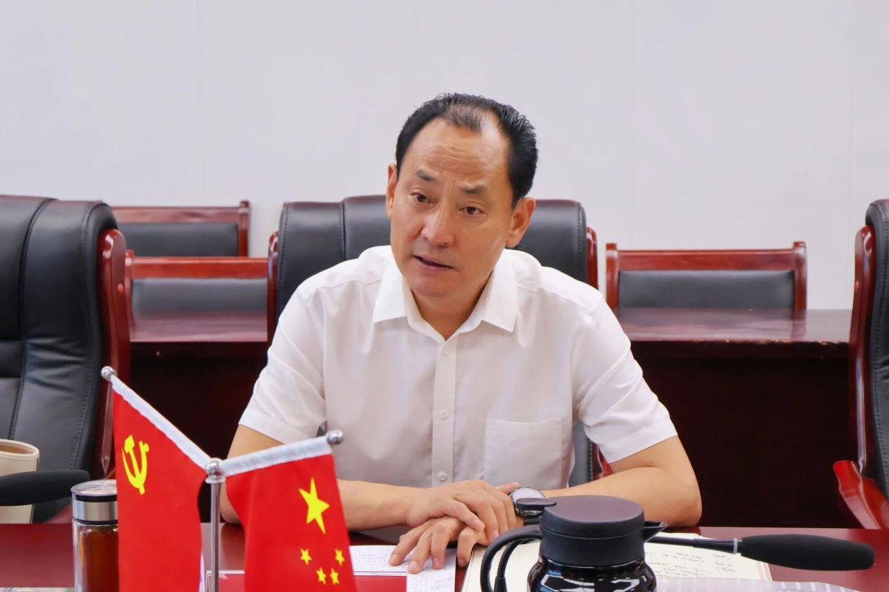 文加武常委深入美豐集團(tuán)調(diào)研，強(qiáng)調(diào)抓住新質(zhì)生產(chǎn)力發(fā)展契機(jī)，推動(dòng)企業(yè)邁向高質(zhì)量發(fā)展新階段